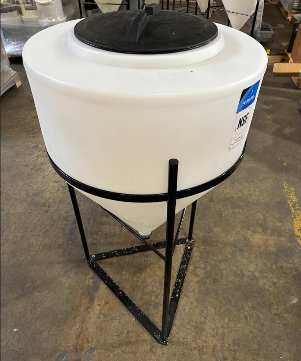 30 Gallon Tank with 4' stand - AutoMixer Mixing Tank