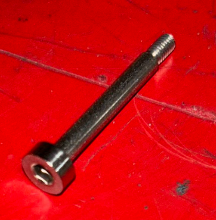 4.0 Shoulder bolt