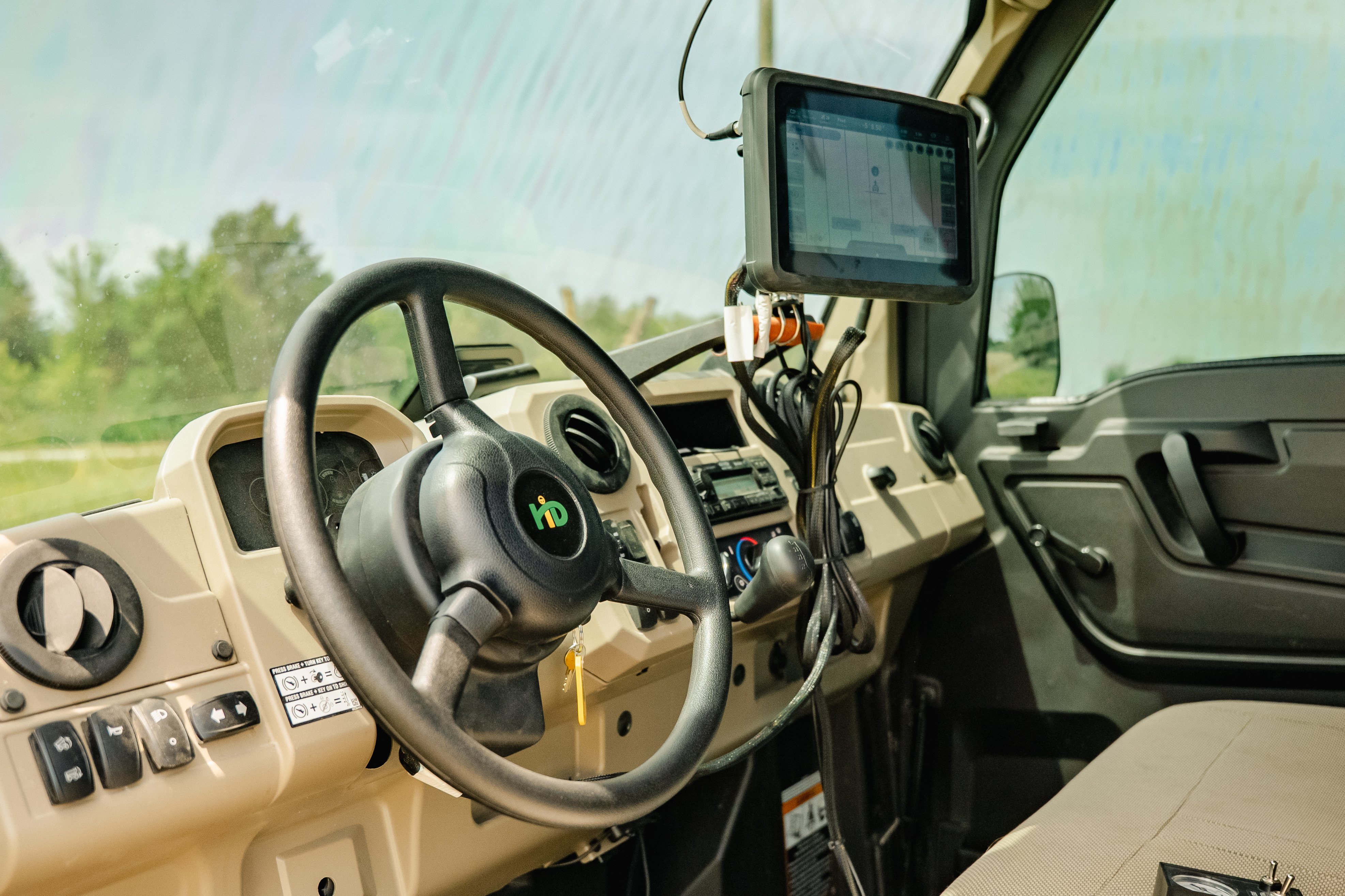 HD408 Autosteer in Gator